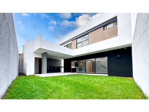 Luxury home in Monterrey, Nuevo León