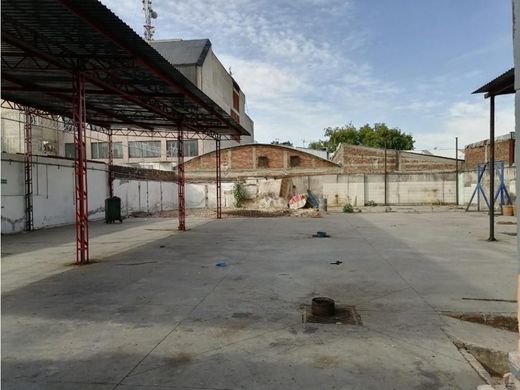 أرض ﻓﻲ Tlalnepantla, Tlalnepantla de Baz