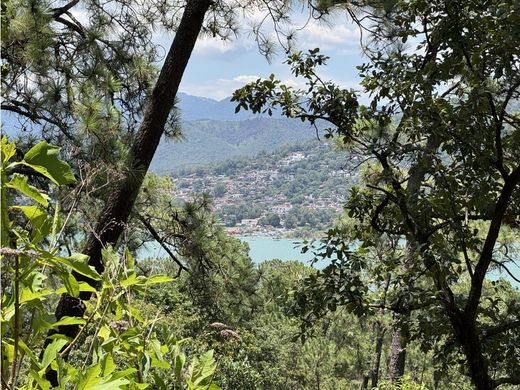 Arsa Valle de Bravo, Estado de México