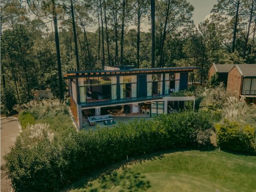 ‏בניין ב  Valle de Bravo, Estado de México