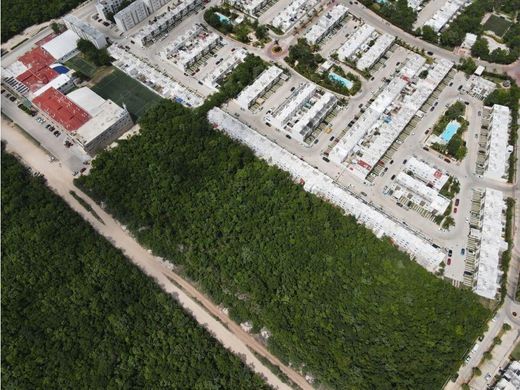 Land in Colonia Benito Juárez, Villa de Tezontepec