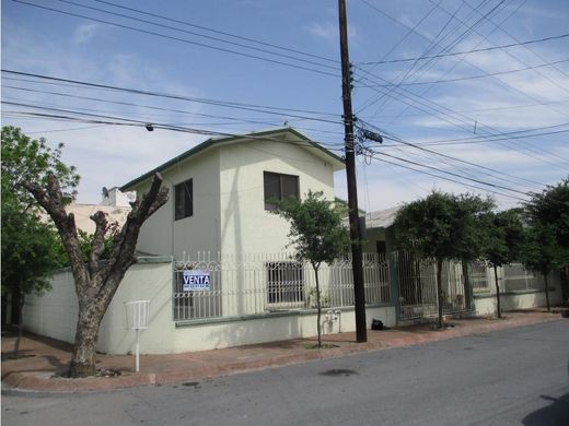 Casa di lusso a San Nicolás de los Garza, Nuevo León