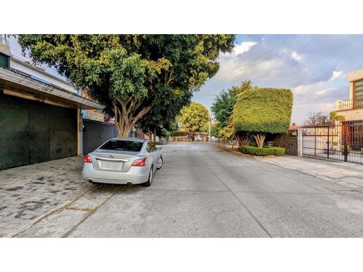 Luksusowy dom w Naucalpan de Juárez, Estado de México