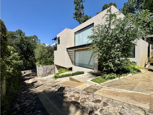 Complesso residenziale a Valle de Bravo, Messico (stato federato)