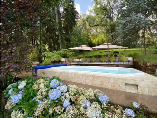 Country House for rent per month in Valle de Bravo