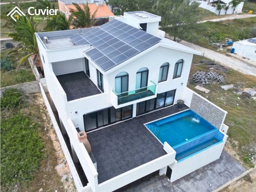 Luxury home in Altamira, Tamaulipas