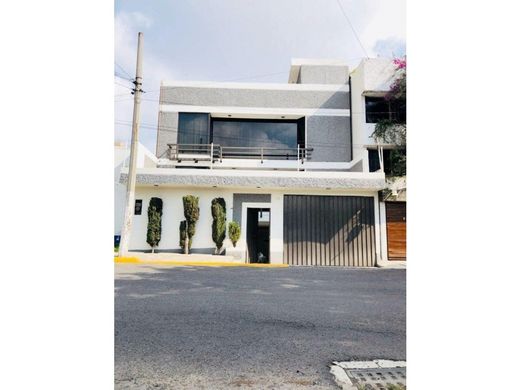 ‏בתי יוקרה ב  Naucalpan de Juárez, Estado de México