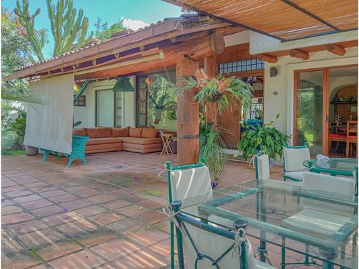 Элитный дом, Валье-де-Браво, Valle de Bravo