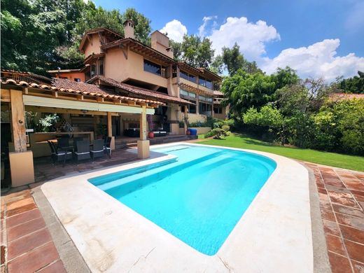 Luxury home in Valle de Bravo, Estado de México