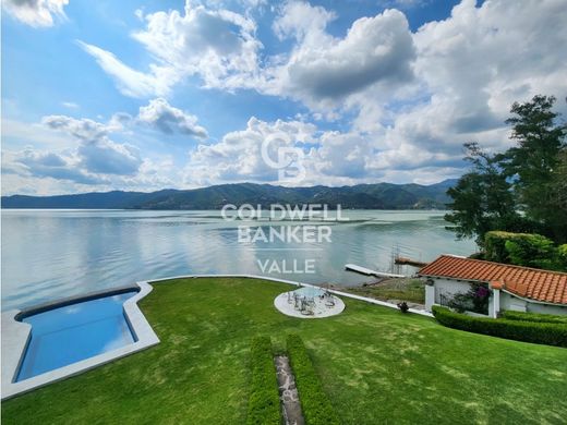 Элитный дом, Валье-де-Браво, Valle de Bravo