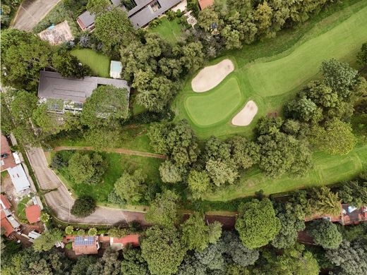 Teren w Valle de Bravo, Estado de México