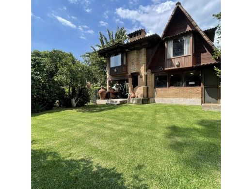 Chalet à Valle de Bravo, Estado de México