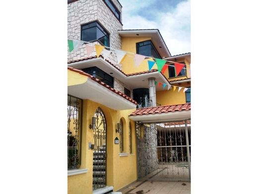 Ciudad López Mateos, Atizapán de Zaragozaの高級住宅