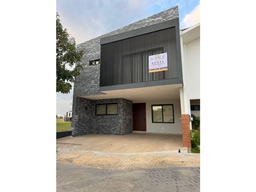 Πολυτελή κατοικία σε Villahermosa, Centro