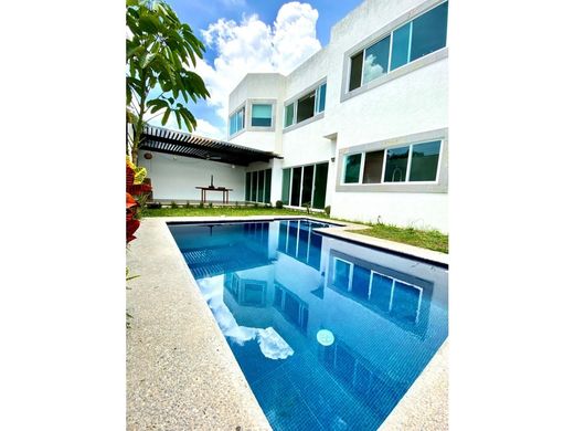 Luxe woning in Cuernavaca, Morelos