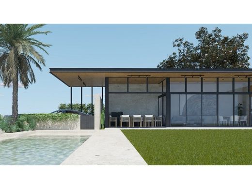 Luxury home in Atlatlahucan, Morelos