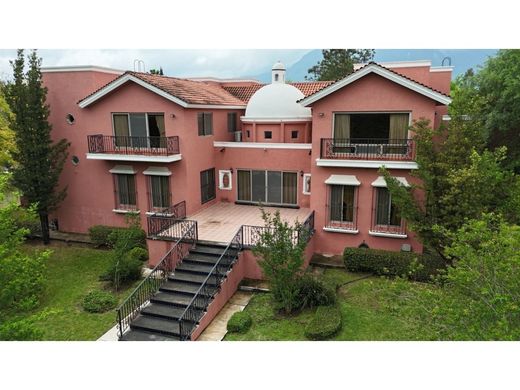 Casa de lujo en Santiago, Estado de Nuevo León