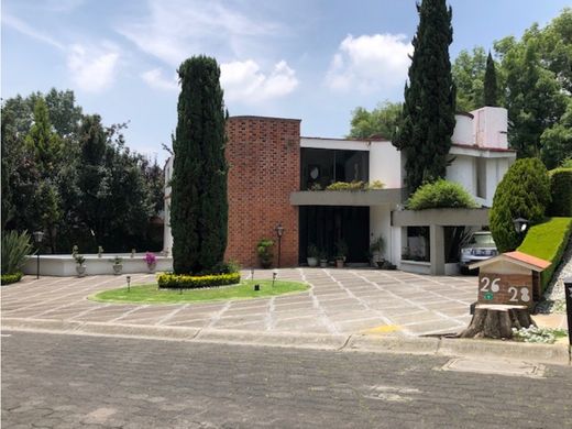 Luxury home in Ciudad López Mateos, Atizapán de Zaragoza