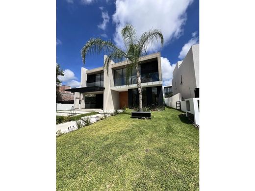Luxury home in Atlatlahucan, Morelos