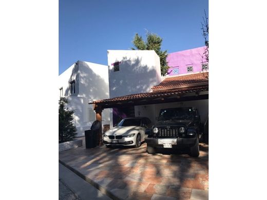 Ciudad López Mateos, Atizapán de Zaragozaの高級住宅