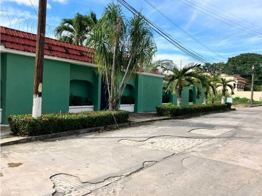 Luxury home in Cárdenas, Tabasco