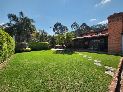 Πολυτελή κατοικία σε Valle de Bravo, Estado de México