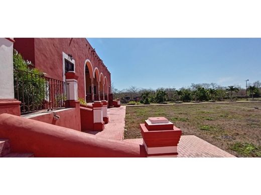 Rural or Farmhouse in Baca, Yucatán