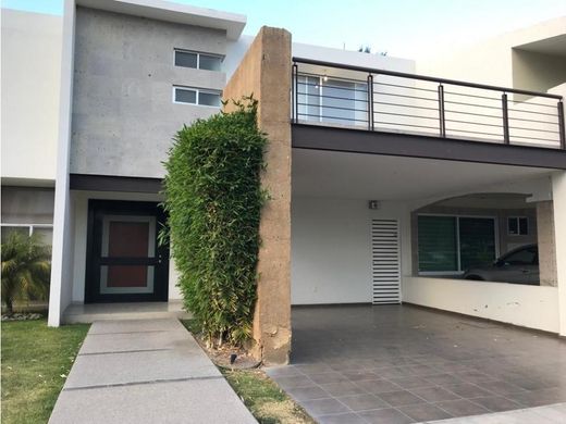 Celaya: Villen und Luxusimmobilien zu verkaufen - Renommierte Apartments in  Celaya 