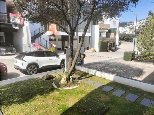 Luxury home in Ciudad López Mateos, Atizapán de Zaragoza