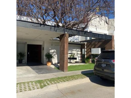 Luxus-Haus in Valle de Cuernavaca, Morelos