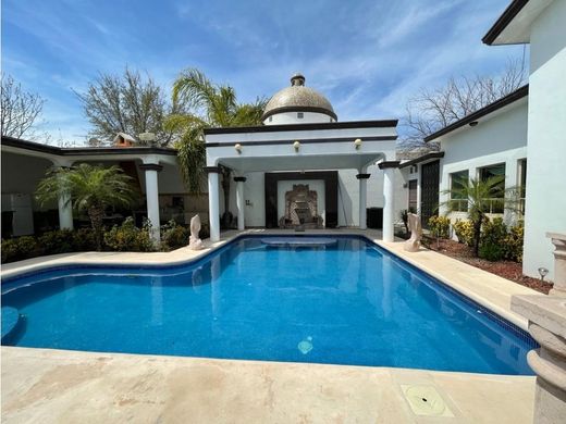 豪宅  General Zuazua, 新萊昂州