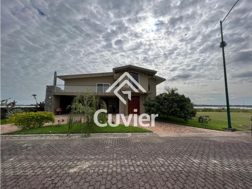 Luxury home in Altamira, Tamaulipas