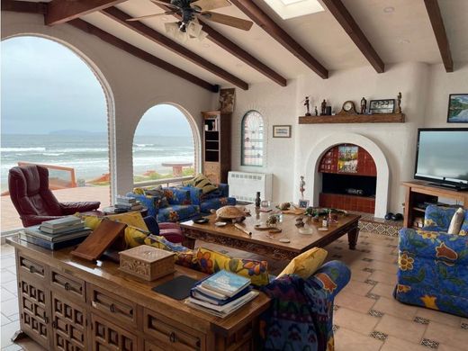 Luxury home in Rosarito, Playas de Rosarito