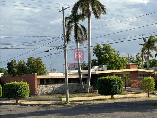 Luxury home in Ciudad Obregón, Cajeme