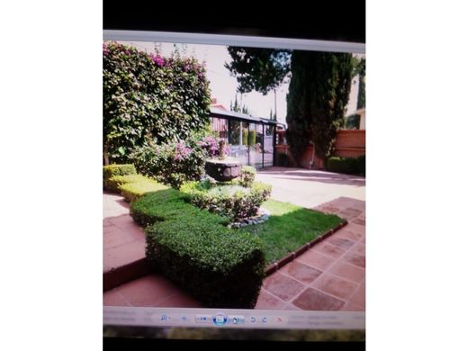 Πολυτελή κατοικία σε Ciudad López Mateos, Atizapán de Zaragoza