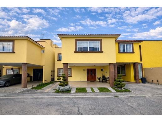 Luxury home in Metepec, Estado de México