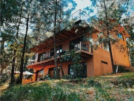 Luxury home in Valle de Bravo, Estado de México