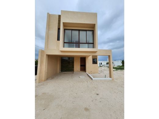 호화 저택 / Dzemul, Estado de Yucatán