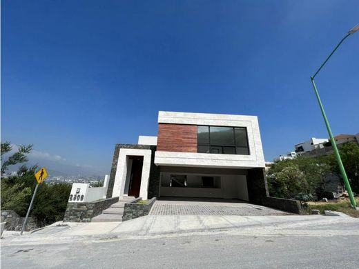 Maison de luxe à Guadalupe, Nuevo León