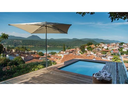 Luksusowy dom w Valle de Bravo, Estado de México