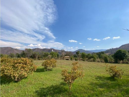 Grundstück in Valle de Bravo, México (Bundesstaat)