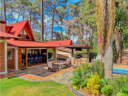 Chalet in Valle de Bravo, Estado de México