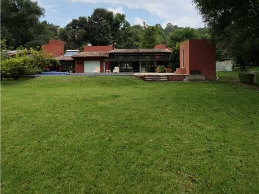 Casa de lujo en Valle de Bravo, Estado de México