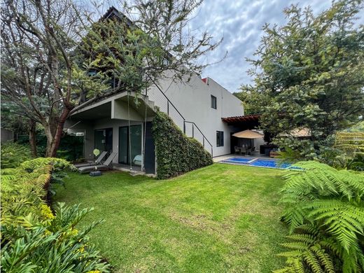 Luxury home in Valle de Bravo, Estado de México