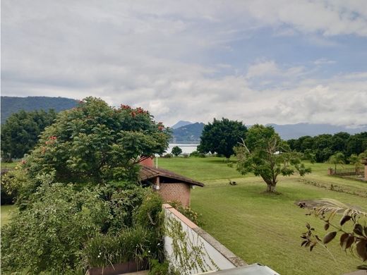 Maison de luxe à Valle de Bravo, Estado de México