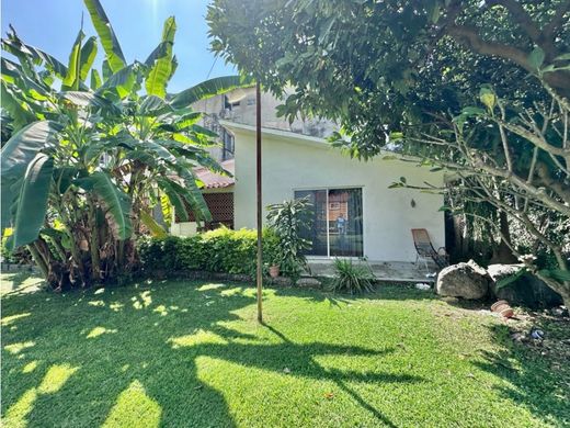 Casa di lusso a Jiutepec, Morelos