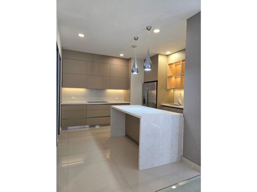 Apartment / Etagenwohnung in Monterrey, Nuevo León