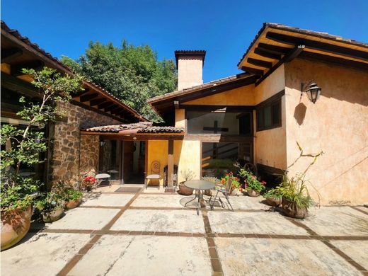 Luxus-Haus in Valle de Bravo, México (Bundesstaat)