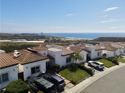 Luxury home in Rosarito, Playas de Rosarito