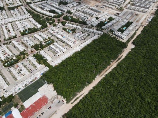 Land in Colonia Benito Juárez, Villa de Tezontepec